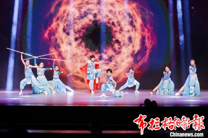 20240919 173917 - 【布拉格时报】逾千名海内外舞者在珠海“金蝶”上演舞蹈盛宴