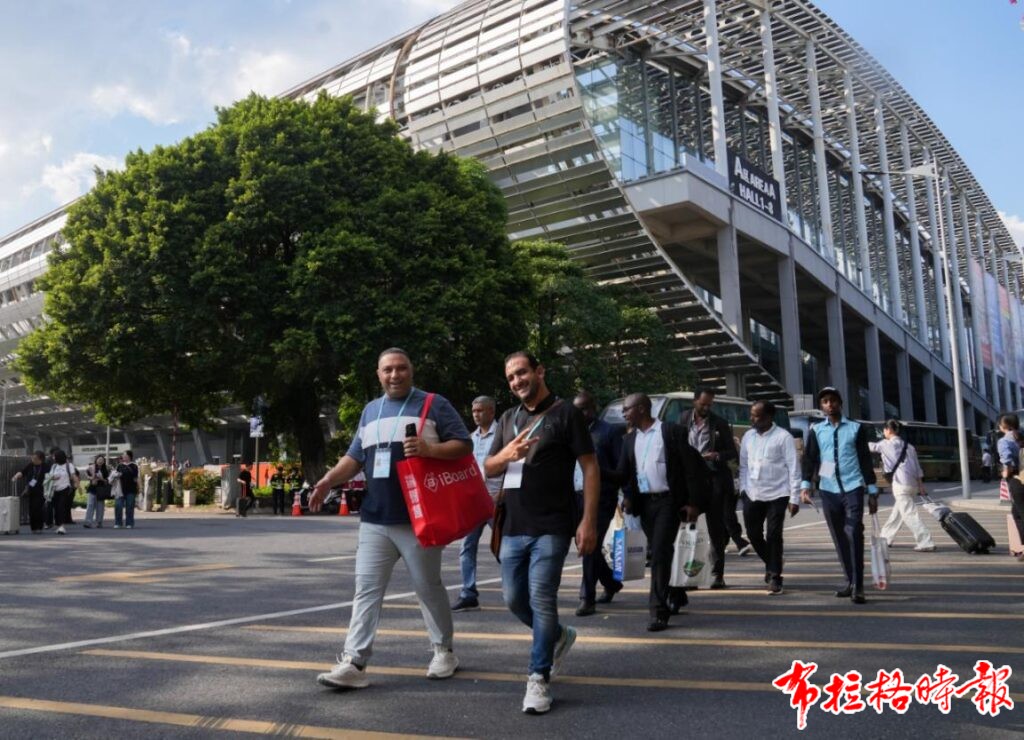 image001 1 1024x740 - 【布拉格时报】“中国第一展”展现“新”魅力