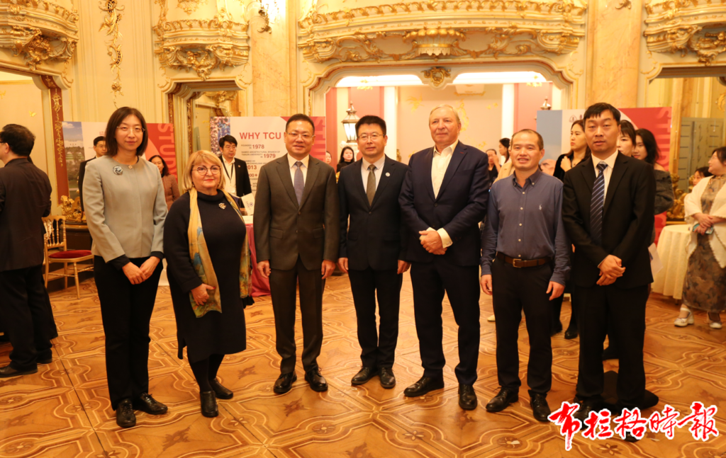 9 1024x647 - 【布拉格时报】“留学中国”教育展在美丽的布拉格开展