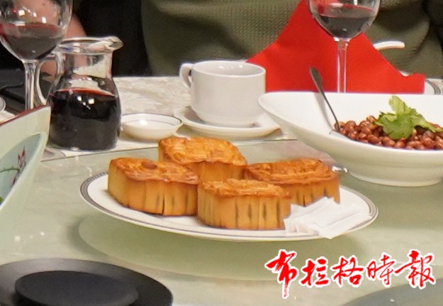 DSC06270 副本 - 【布拉格时报】捷中经济贸易文化促进会举办“庆国庆、迎中秋”晚宴