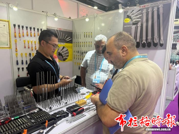 【布拉格时报】台商在广交会:人潮就是“钱潮”,这里商机无限 image009 - 【布拉格时报】台商在广交会:人潮就是“钱潮”,这里商机无限