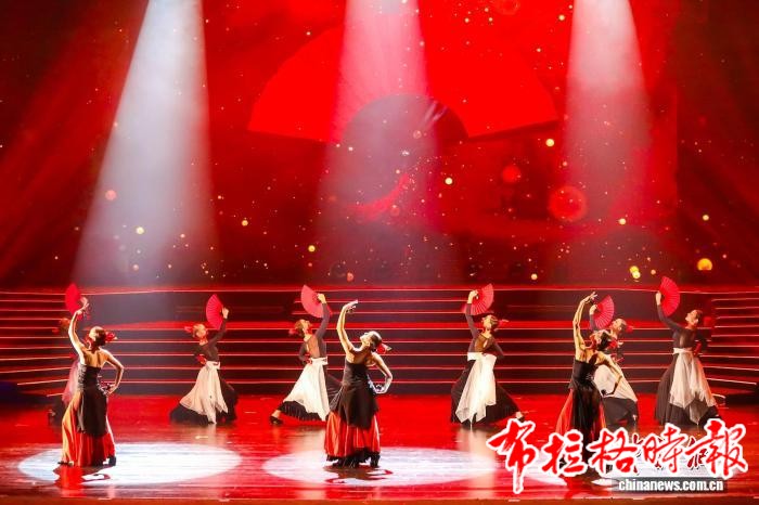 image035 - 【布拉格时报】第13届中国国际民间艺术节在广东佛山开幕