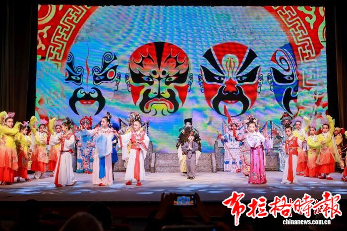 【布拉格时报】2025年“岭南粤剧周”系列活动在广州启幕 image031 - 【布拉格时报】2025年“岭南粤剧周”系列活动在广州启幕