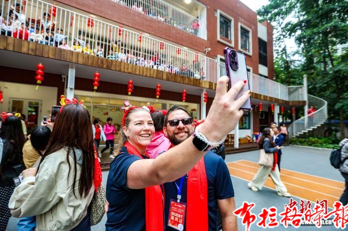 【布拉格时报】非遗焕新、科技赋能 广府庙会显广府文化魅力 image013 1 - 【布拉格时报】非遗焕新、科技赋能 广府庙会显广府文化魅力