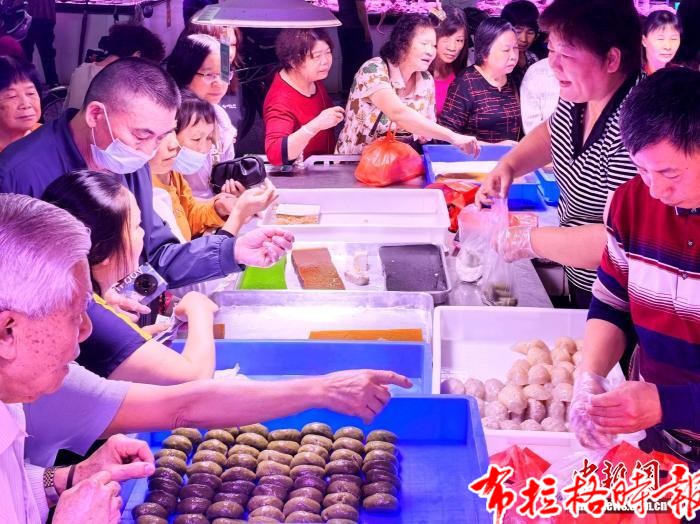 【布拉格时报】广东台山人制特色糕点迎接“二月二” image017 - 【布拉格时报】广东台山人制特色糕点迎接“二月二”