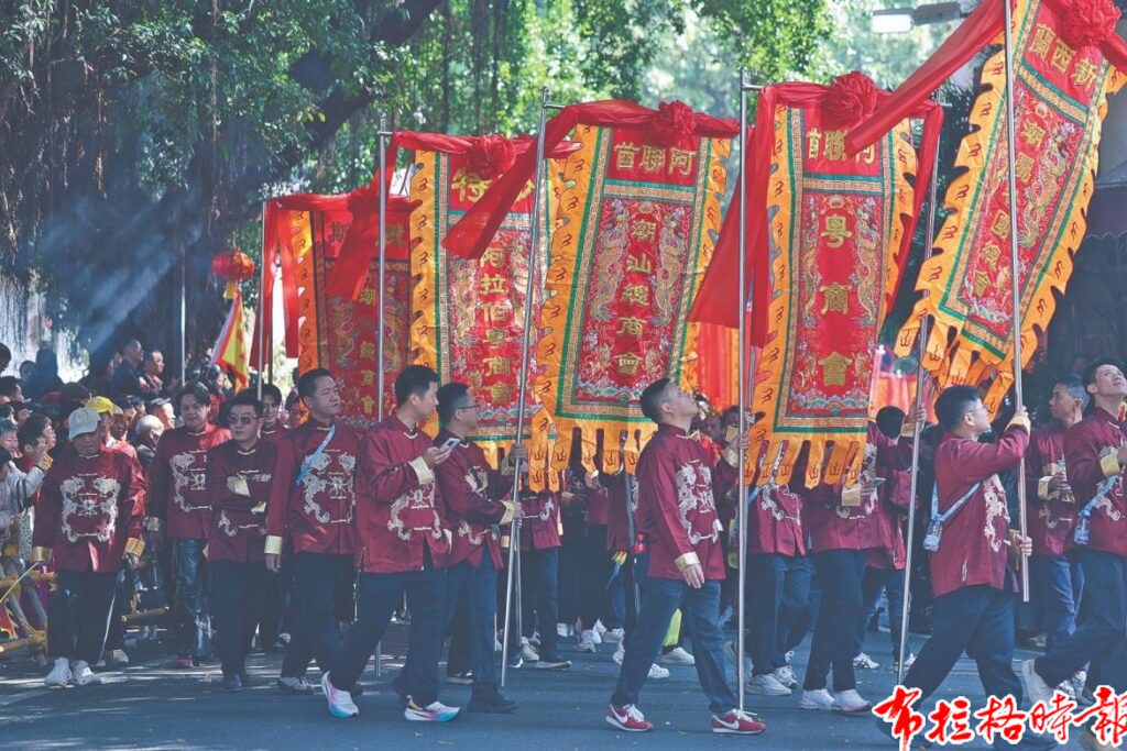 【布拉格时报】青龙庙会:根脉更亲 家国更兴 image035 1024x683 - 【布拉格时报】青龙庙会:根脉更亲 家国更兴