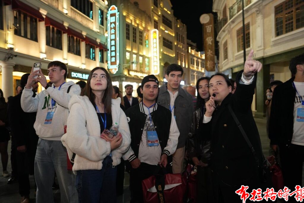 image081 1024x683 - 【布拉格时报】&ldquo;成为中国人&rdquo;，他们首站为何选广东？