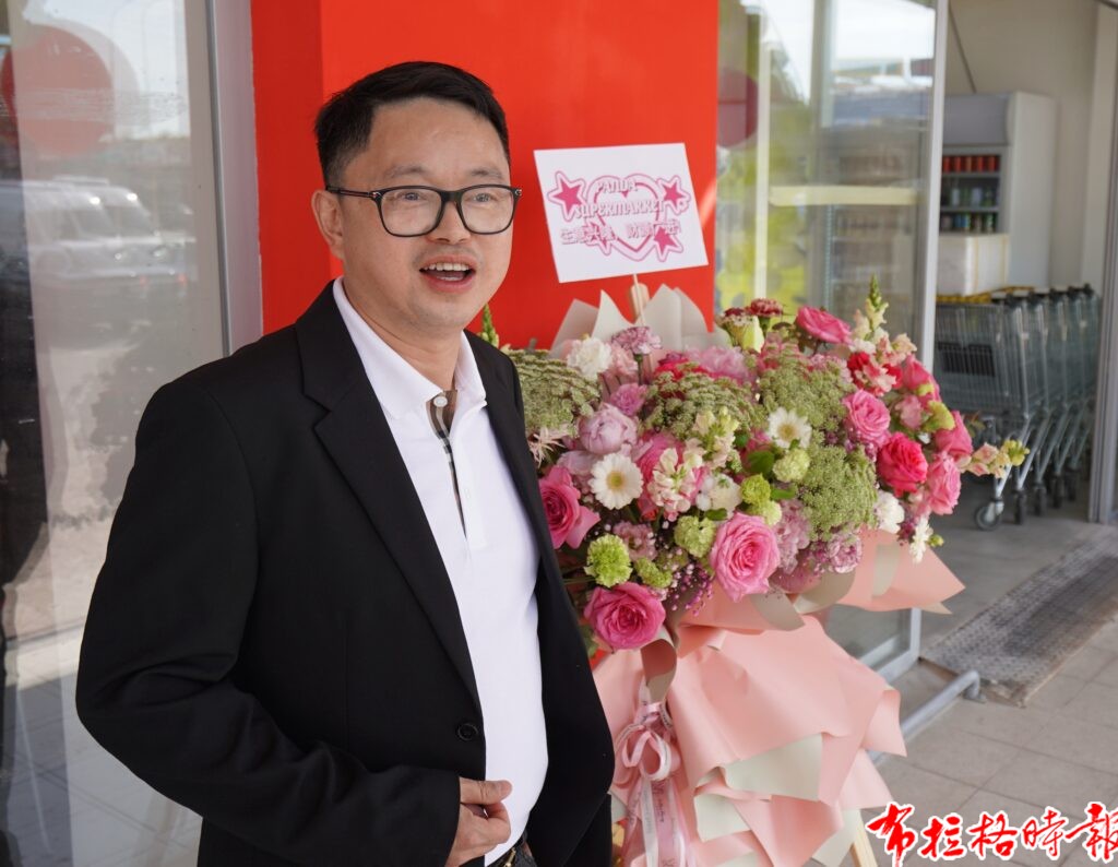 旅捷华人“熊猫超市”在布拉格SAPA隆重开业,打造亚洲食品一站式采购新地标 DSC00650 副本 1024x794 - 旅捷华人“熊猫超市”在布拉格SAPA隆重开业,打造亚洲食品一站式采购新地标