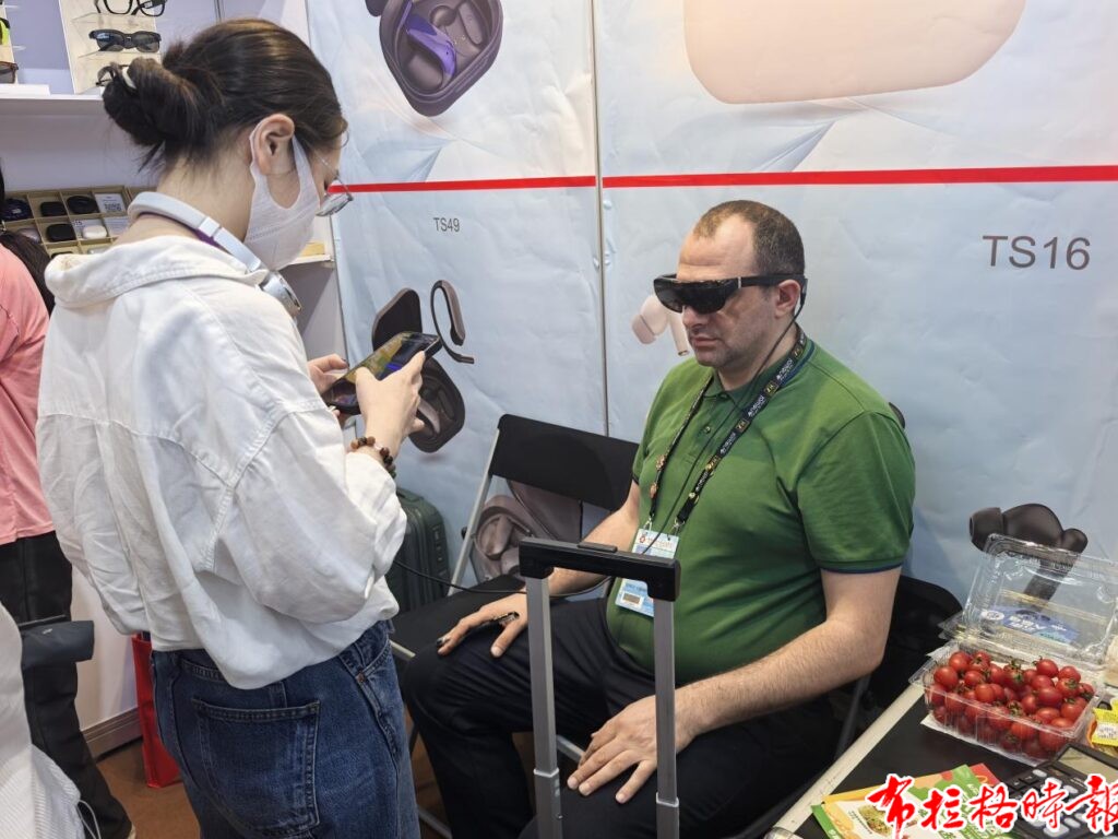 image005 1024x768 - 【布拉格时报】广交会观察：广东&ldquo;智造&rdquo;家电产品热销海外