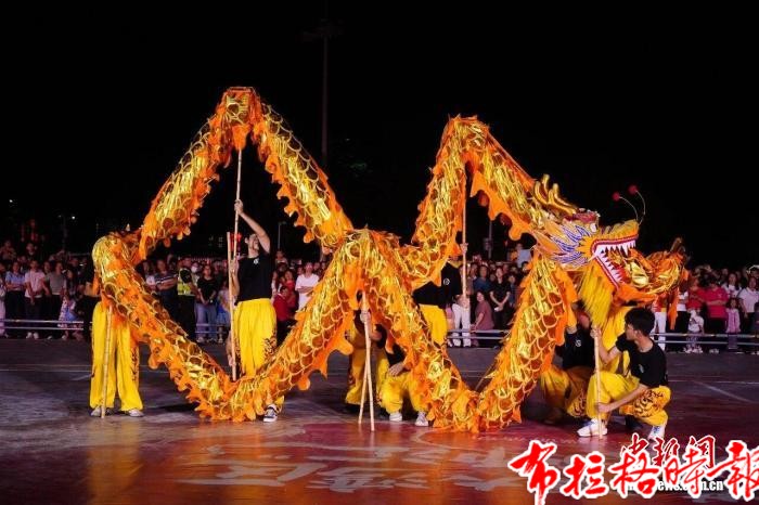 image042 - 【布拉格时报】粤港澳大湾区&ldquo;龙狮汇&rdquo;&mdash;&mdash;河源非遗追龙大巡游举行