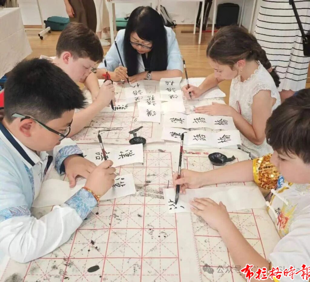 【布拉格时报】第十九届“汉语桥”世界中学生中文比赛暨第六届“汉语桥”小学生中文秀捷克赛区预选赛圆满落幕 微信图片 20260605040238 1024x931 - 【布拉格时报】第十九届“汉语桥”世界中学生中文比赛暨第六届“汉语桥”小学生中文秀捷克赛区预选赛圆满落幕