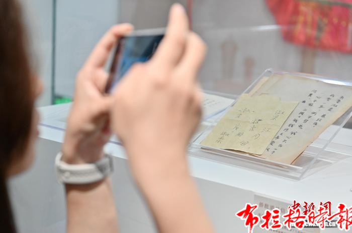 【布拉格时报】《给阿嬷的情书》电影道具展再现南洋岁月 image036 - 【布拉格时报】《给阿嬷的情书》电影道具展再现南洋岁月
