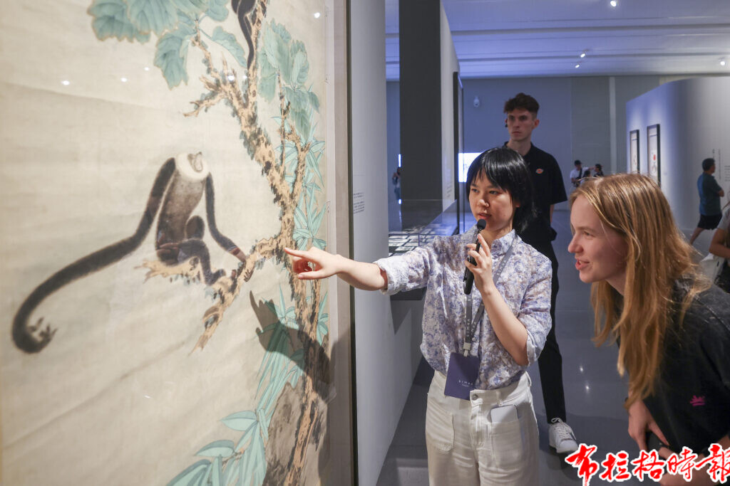image027 1 1024x683 - 【布拉格时报】艺术精品、多语导览&hellip;&hellip;深圳公共文化服务&ldquo;上新&rdquo;迎APEC
