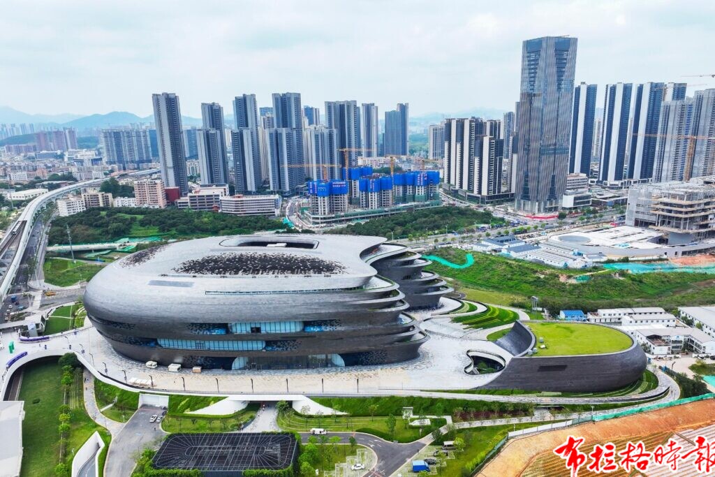 image029 1 1024x683 - 【布拉格时报】艺术精品、多语导览&hellip;&hellip;深圳公共文化服务&ldquo;上新&rdquo;迎APEC