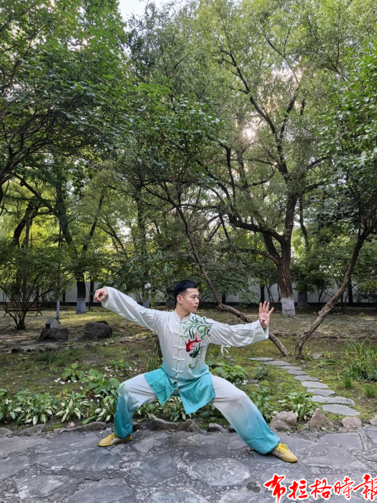 【布拉格时报】布拉格中华国际学校“中华文化·大乐园”捷克布拉格园即将开营,欢迎全捷克华裔青少年报名参与! 微信图片 2026 09 15 213304 833 768x1024 - 【布拉格时报】布拉格中华国际学校“中华文化·大乐园”捷克布拉格园即将开营,欢迎全捷克华裔青少年报名参与!