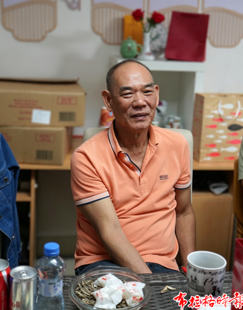 【布拉格时报】情系大湾区 月满布拉格—捷克粤港澳大湾区商会双节座谈暖侨心 微信图片 20260920181513 11 2 805x1024 - 【布拉格时报】情系大湾区 月满布拉格—捷克粤港澳大湾区商会双节座谈暖侨心