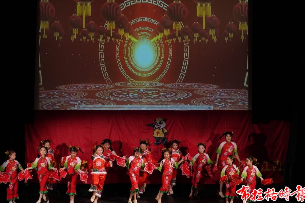 【布拉格时报】山海传文脉 少年续华章—2026年中华文化大乐园捷克布拉格园圆满闭园 DSC02066 副本 1024x683 - 【布拉格时报】山海传文脉 少年续华章—2026年中华文化大乐园捷克布拉格园圆满闭园