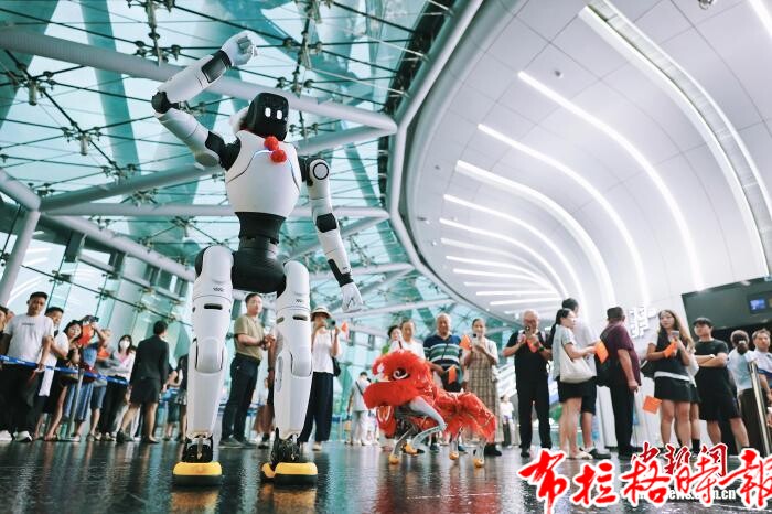 【布拉格时报】超6278万人次游客 国庆爆火的广东文旅里藏着什么? image009 - 【布拉格时报】超6278万人次游客 国庆爆火的广东文旅里藏着什么?